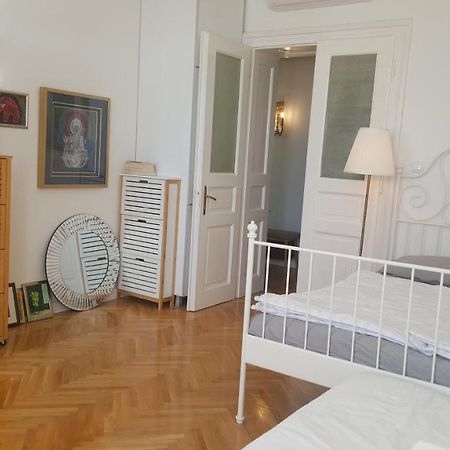 Room Next To Porto Montenegro Τίβατ Εξωτερικό φωτογραφία